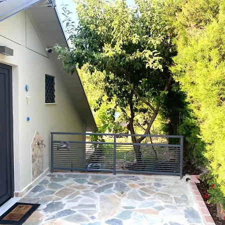 Coastal Vista Retreat *